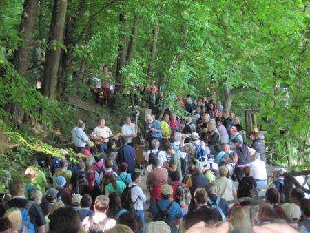 11. tradicionalni pohod Pomlad v prleških goricah – Dan odprtih kleti in veselih ljudi 4